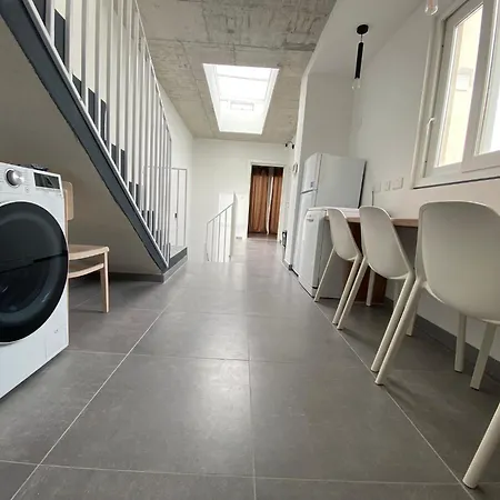 Minimal & Arty Townhouse Kwatera prywatna Hamrun
