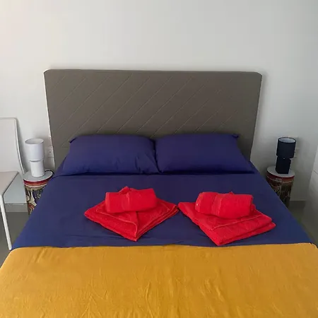 Minimal & Arty Townhouse Hamrun