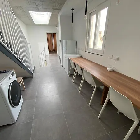 Minimal & Arty Townhouse *