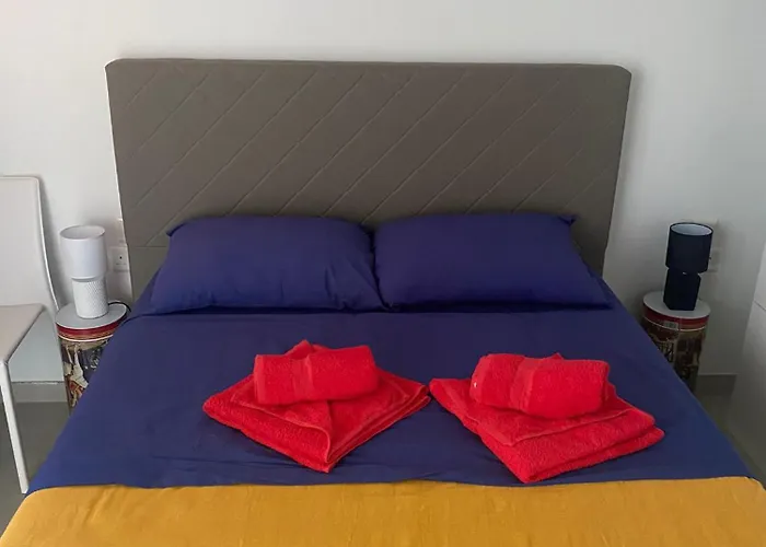 Minimal & Arty Townhouse Hamrun