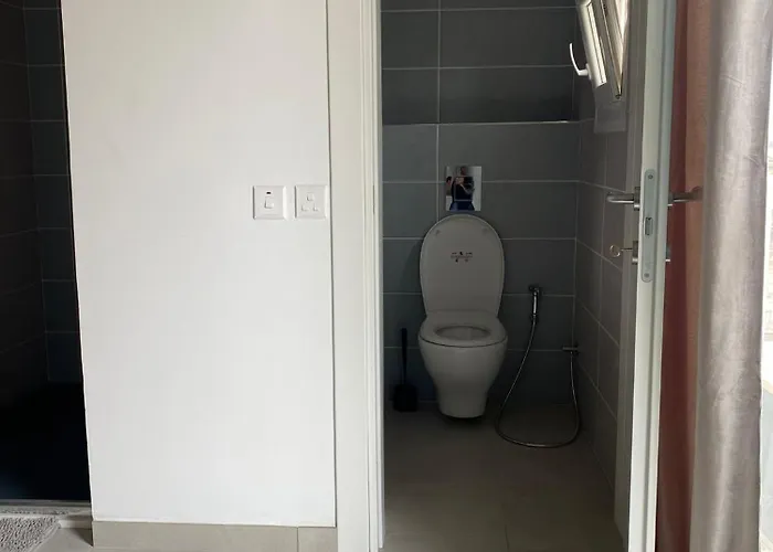 Minimal & Arty Townhouse Hamrun